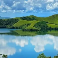 Destinasi Wisata Danau Sentani Papua