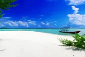 Wisata Pantai Terbaik di Jepara yang Eksotis