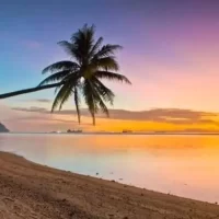 Pantai Nirwana, Pantai Eksotis dengan Panorama Sunset yang Memukau di Padang